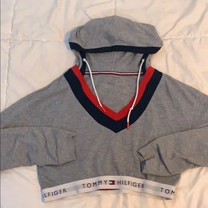 Tommy Hilfiger Cropped Sweatshirt